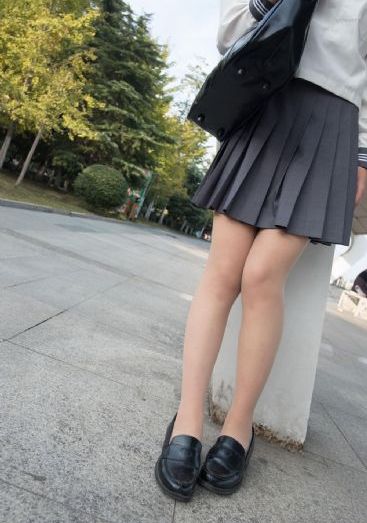 欧美大奶女同_BD高清免费观看