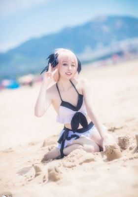 欧美妆相机软件_超清日韩电影在线