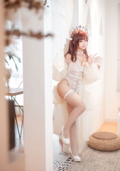 国产白丝美女av_超清在线视频播放