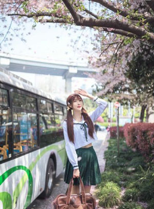 制服自拍日韩亚洲_国产剧日本电影免费